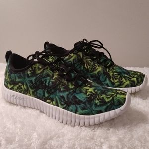 Green Multicolor New Balance Tennis Shoes